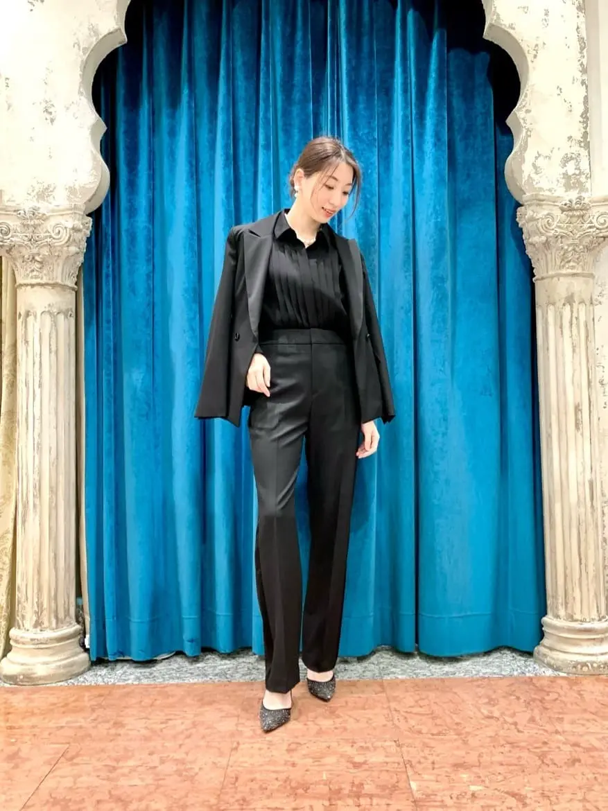 GRACE CONTINENTAL The Banquet eri コーディネート画像