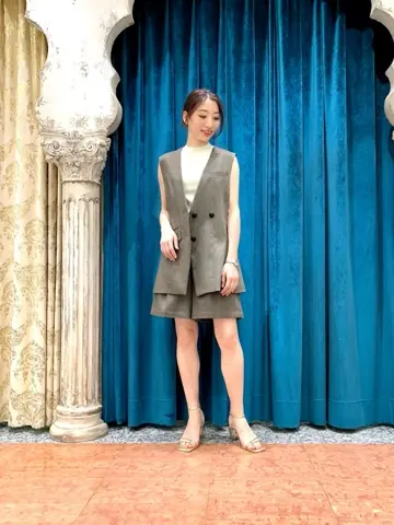 GRACE CONTINENTAL The Banquet eri コーディネート画像