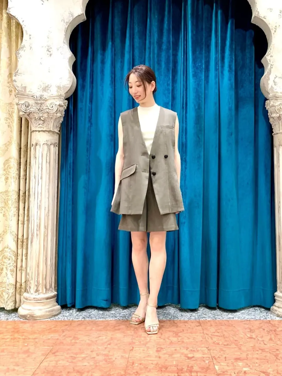 GRACE CONTINENTAL The Banquet eri コーディネート画像