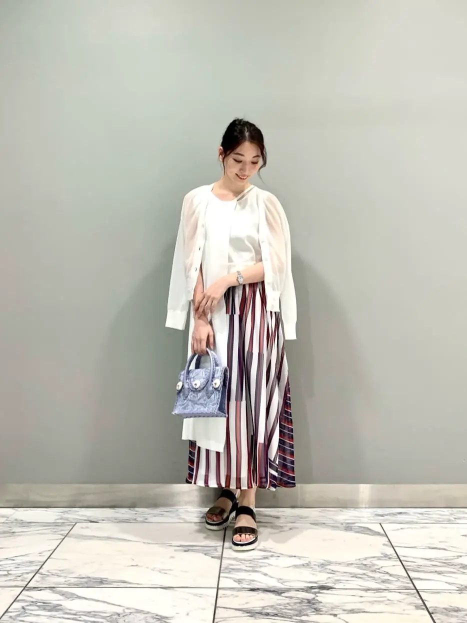 GRACE CONTINENTAL The Banquet eri コーディネート画像