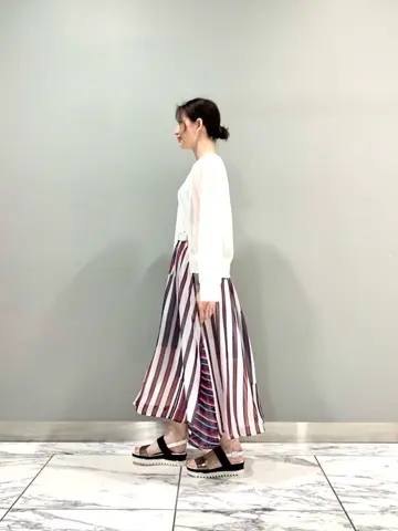 GRACE CONTINENTAL The Banquet eri コーディネート画像