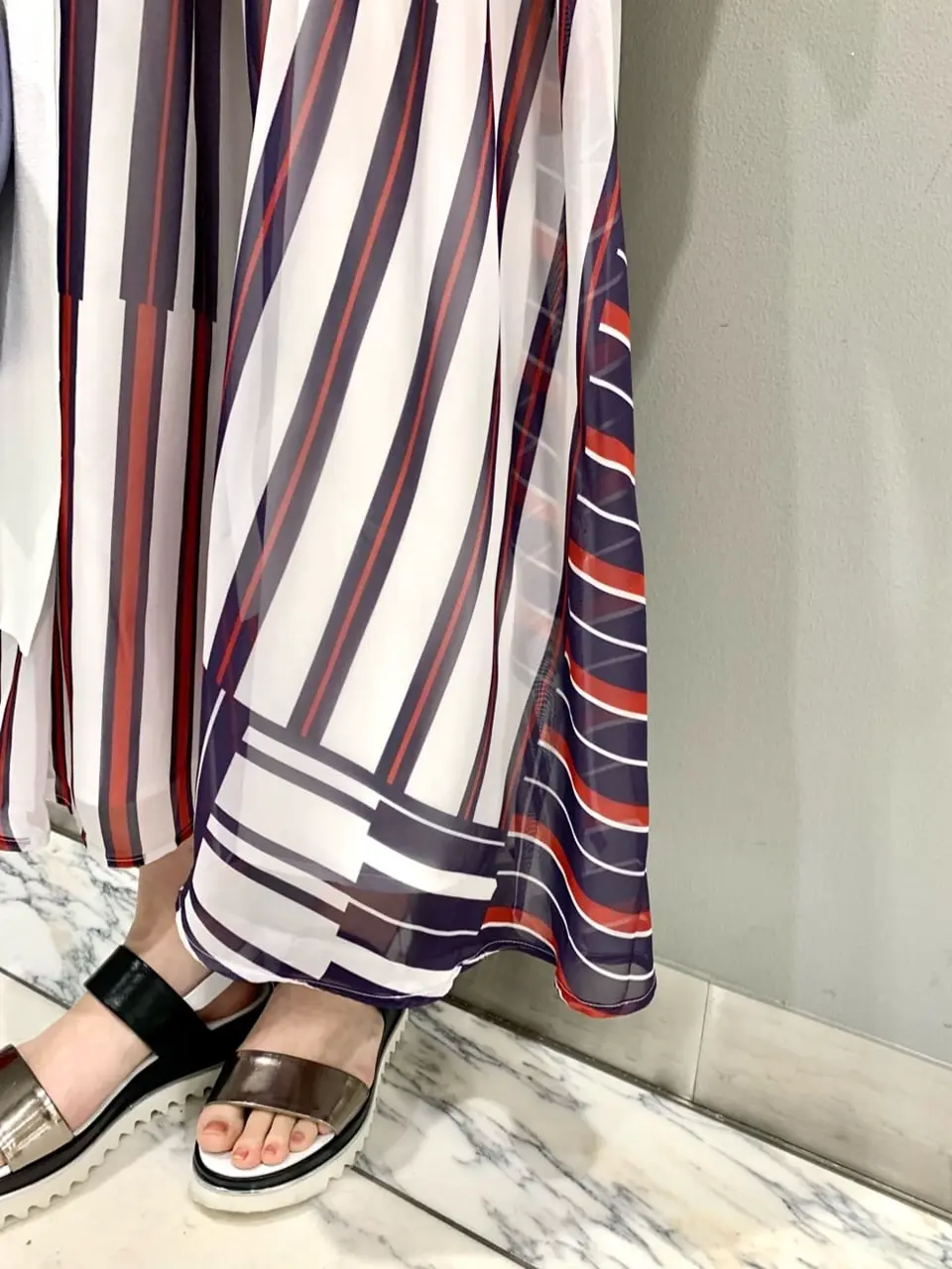 GRACE CONTINENTAL The Banquet eri コーディネート画像