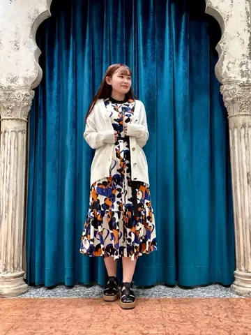 GRACE CONTINENTAL The Banquet 中根　里帆 コーディネート画像