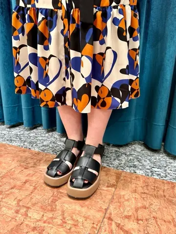 GRACE CONTINENTAL The Banquet 中根　里帆 コーディネート画像