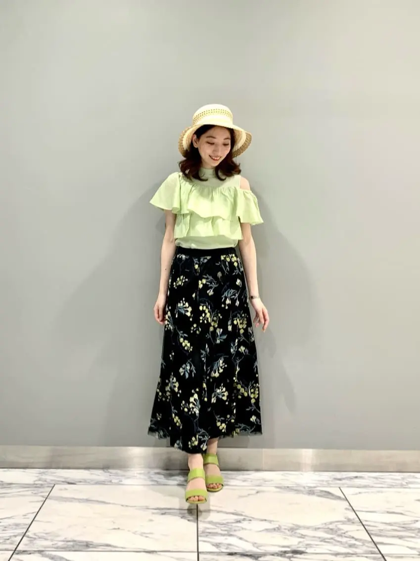 GRACE CONTINENTAL The Banquet eri コーディネート画像