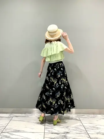 GRACE CONTINENTAL The Banquet eri コーディネート画像