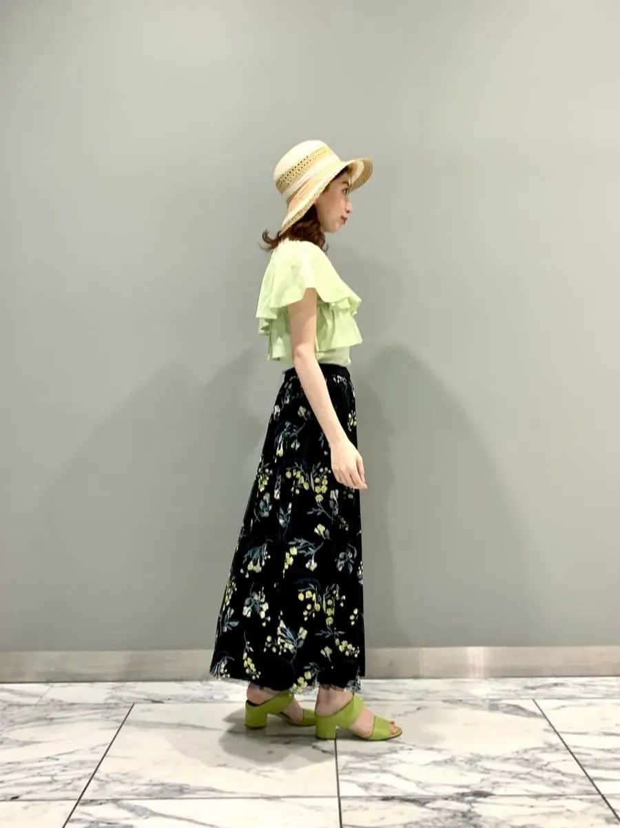 GRACE CONTINENTAL The Banquet eri コーディネート画像