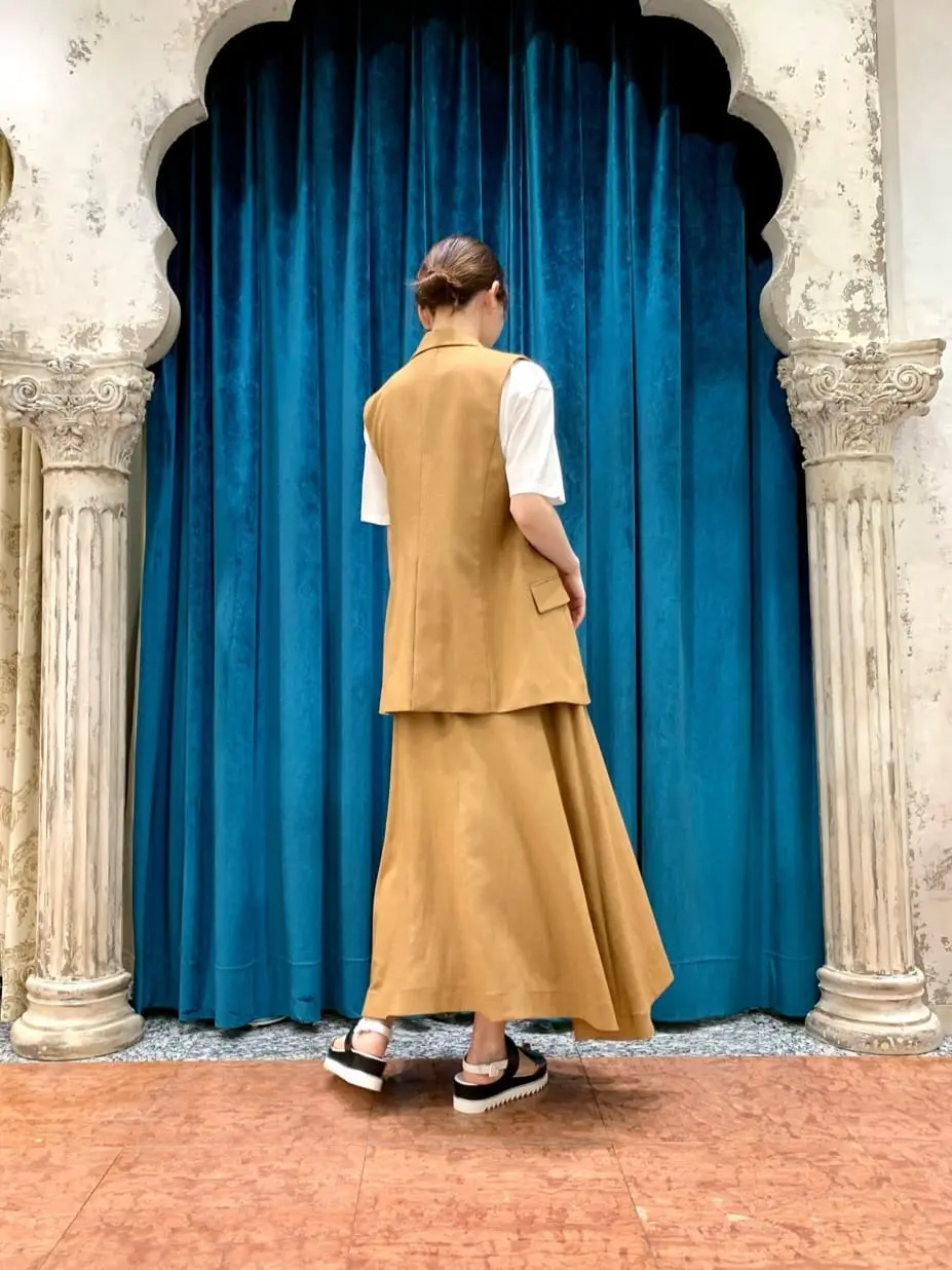 GRACE CONTINENTAL The Banquet eri コーディネート画像