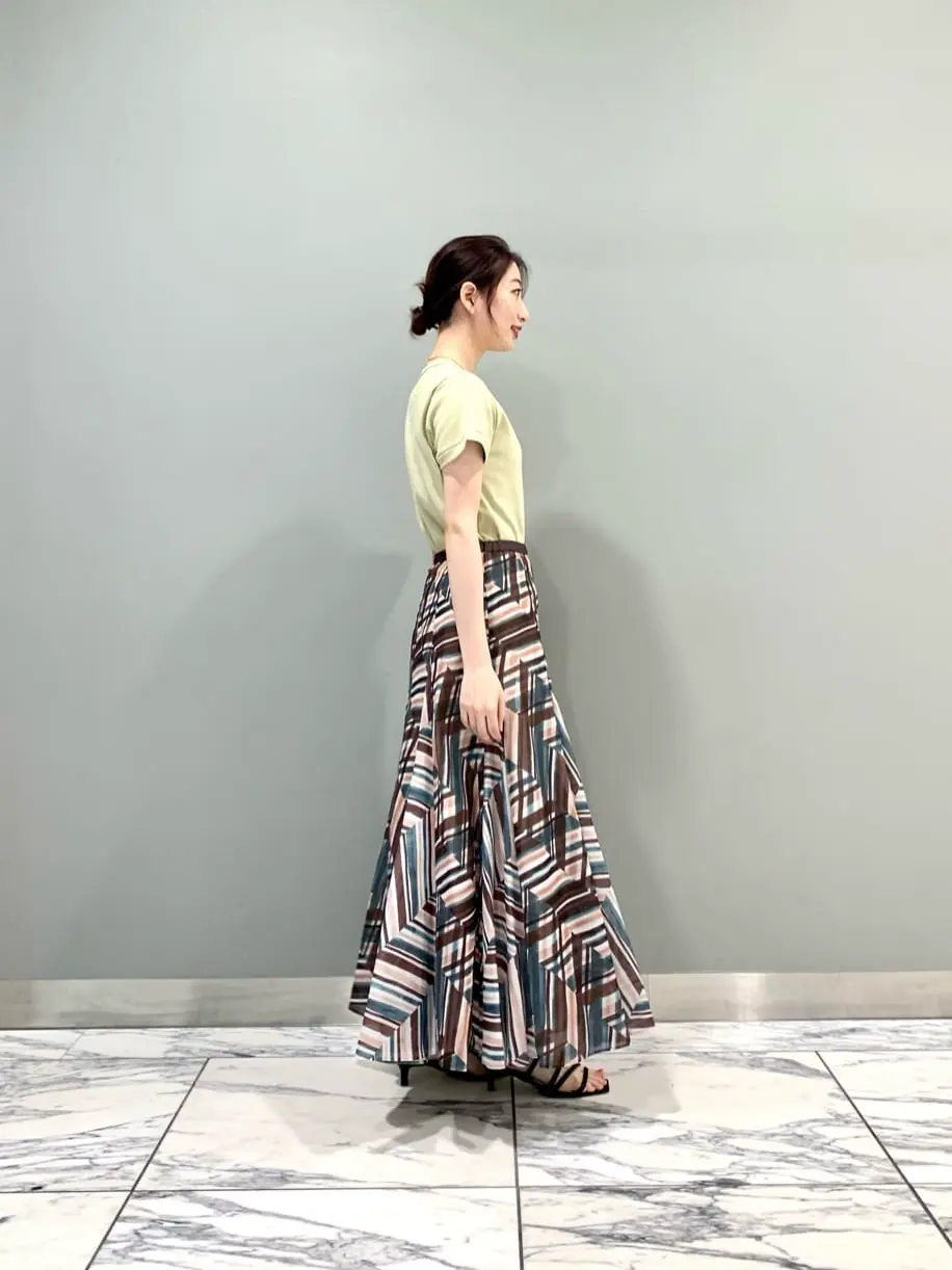 GRACE CONTINENTAL The Banquet eri コーディネート画像