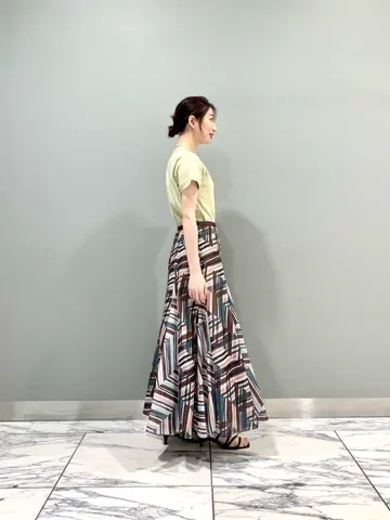 GRACE CONTINENTAL The Banquet eri コーディネート画像