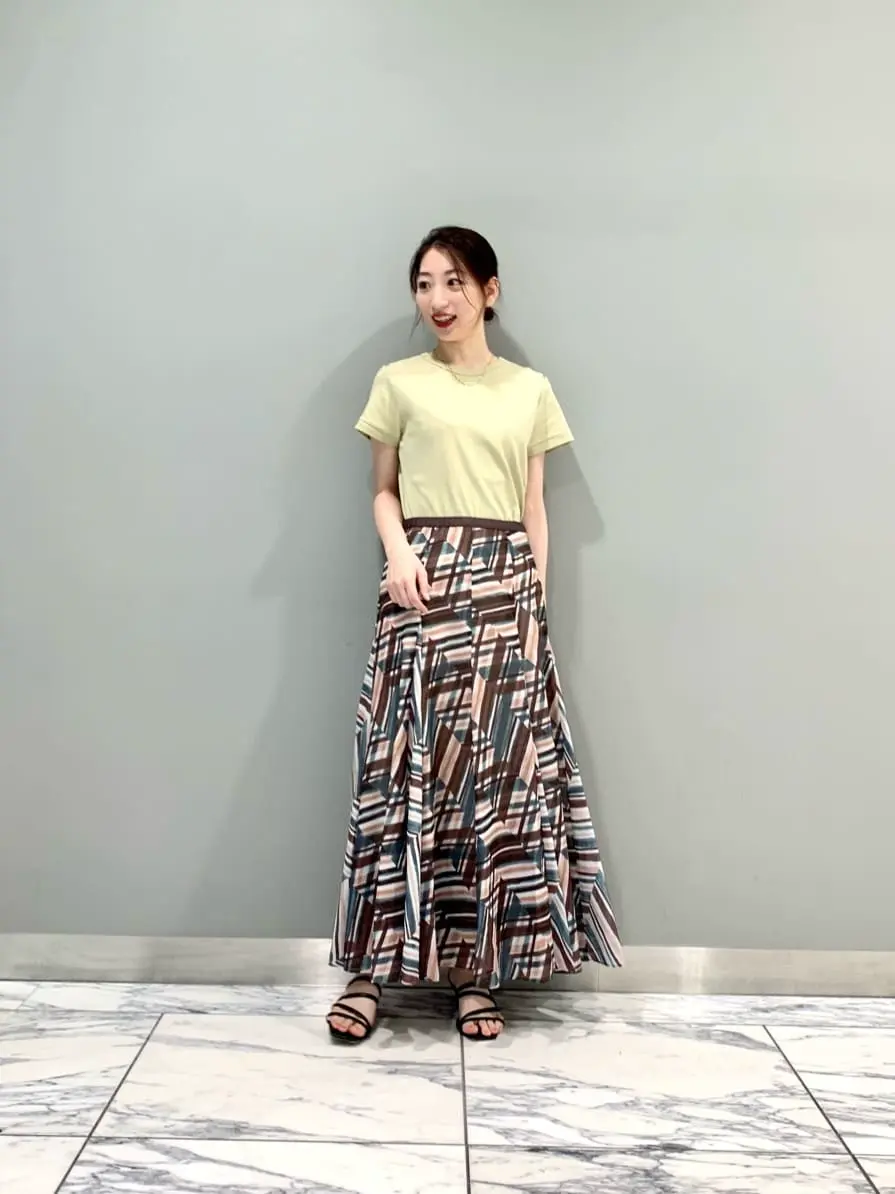 GRACE CONTINENTAL The Banquet eri コーディネート画像