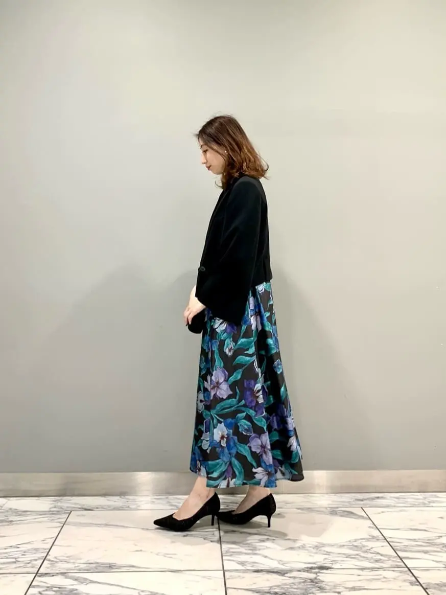 GRACE CONTINENTAL The Banquet eri コーディネート画像