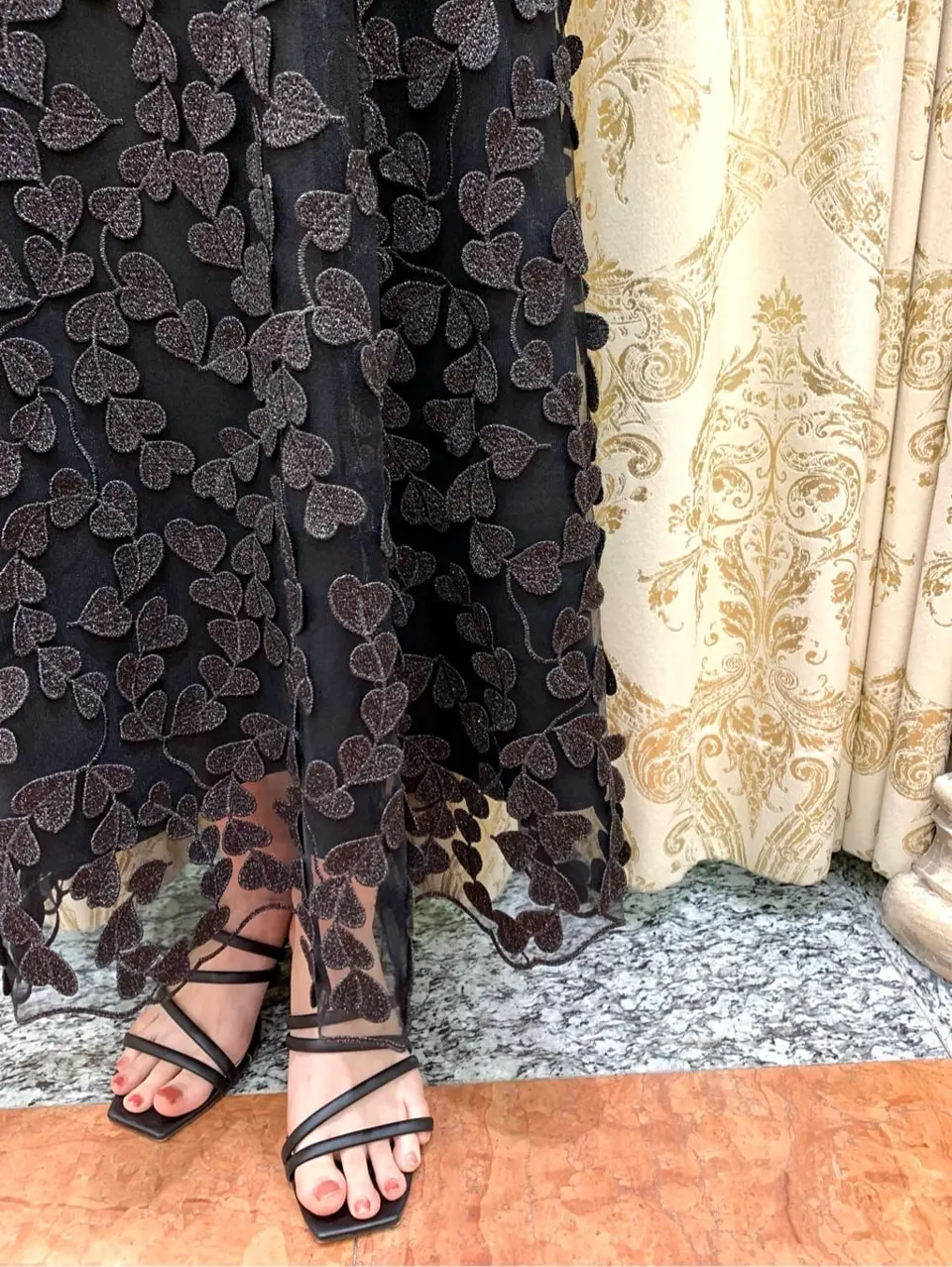 GRACE CONTINENTAL The Banquet eri コーディネート画像