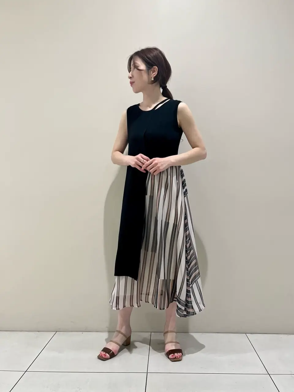 GRACE CONTINENTAL The Banquet 泉　智子 コーディネート画像