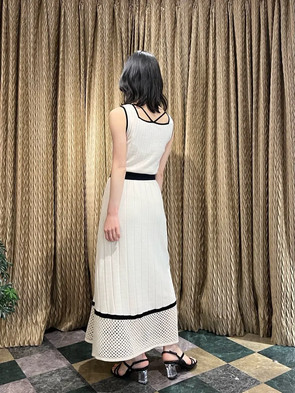 GRACE CONTINENTAL The Banquet yuri コーディネート画像