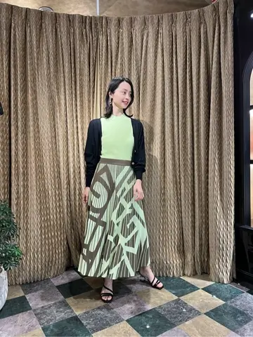 GRACE CONTINENTAL The Banquet yuri コーディネート画像