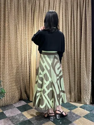 GRACE CONTINENTAL The Banquet yuri コーディネート画像