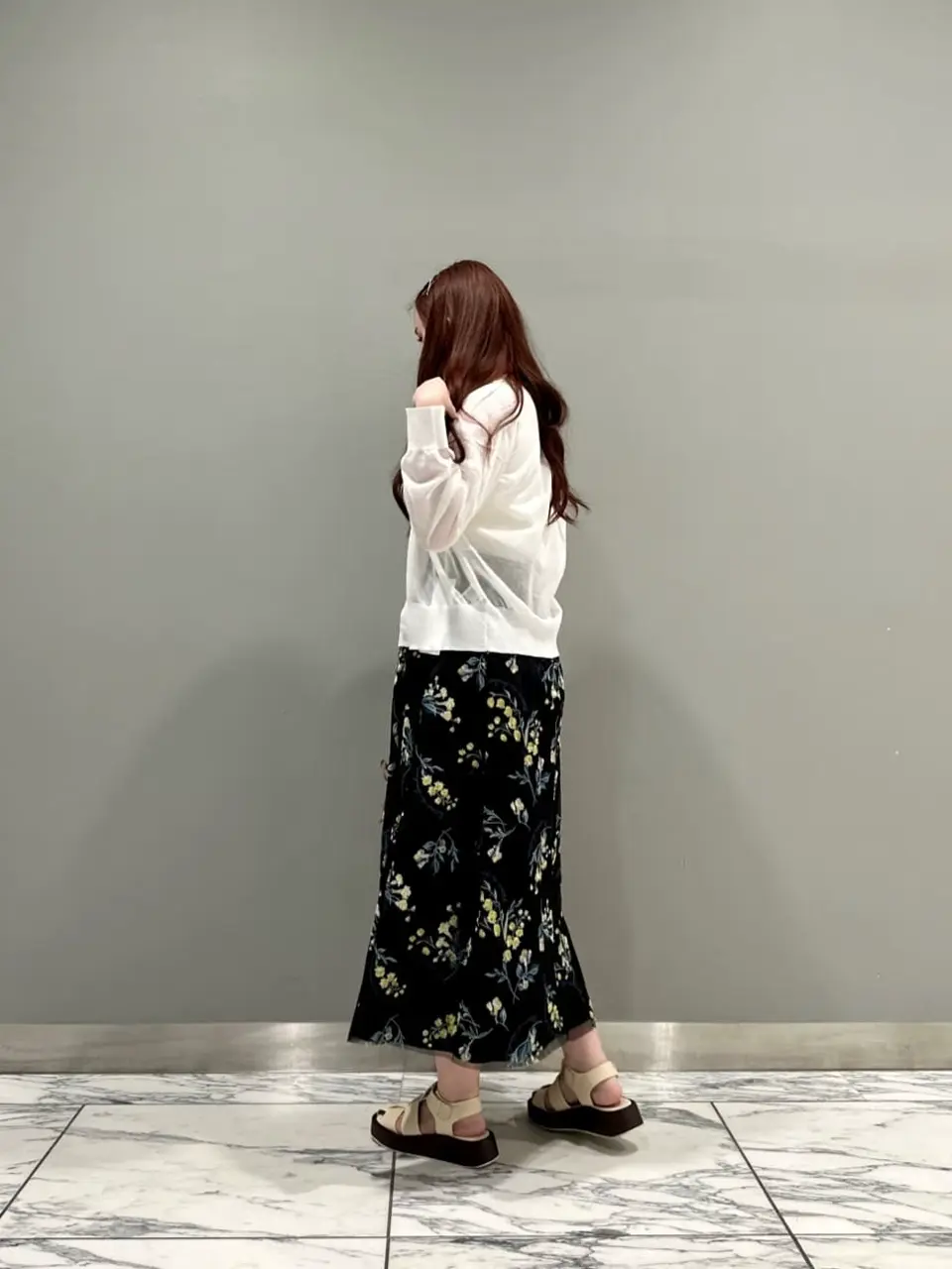 GRACE CONTINENTAL The Banquet 中根　里帆 コーディネート画像