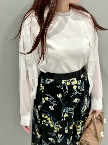 GRACE CONTINENTAL The Banquet 中根　里帆 コーディネート画像