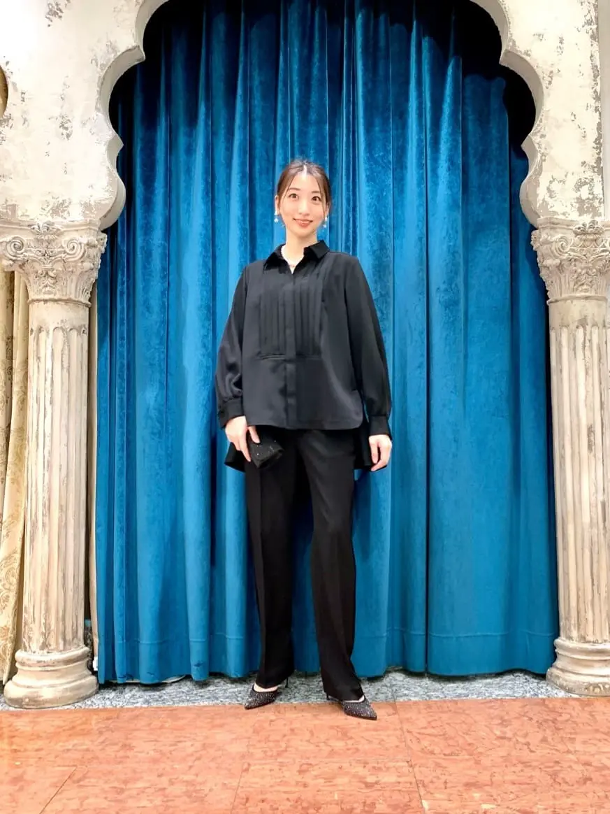 GRACE CONTINENTAL The Banquet eri コーディネート画像