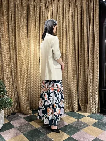 GRACE CONTINENTAL The Banquet yuri コーディネート画像