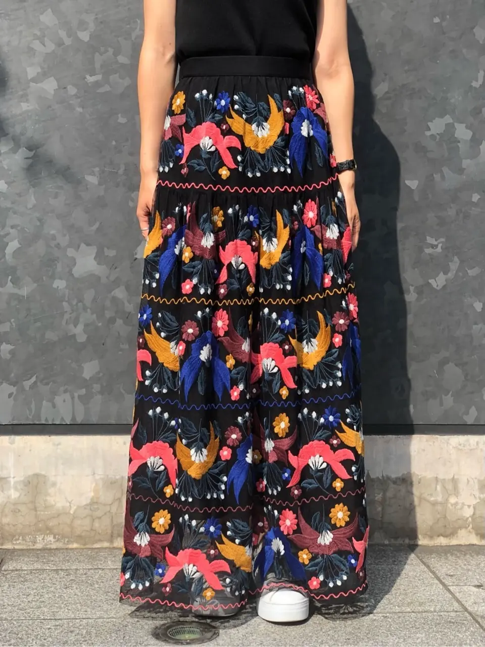 GRACE CONTINENTAL The Banquet 尾田亜沙美 コーディネート画像