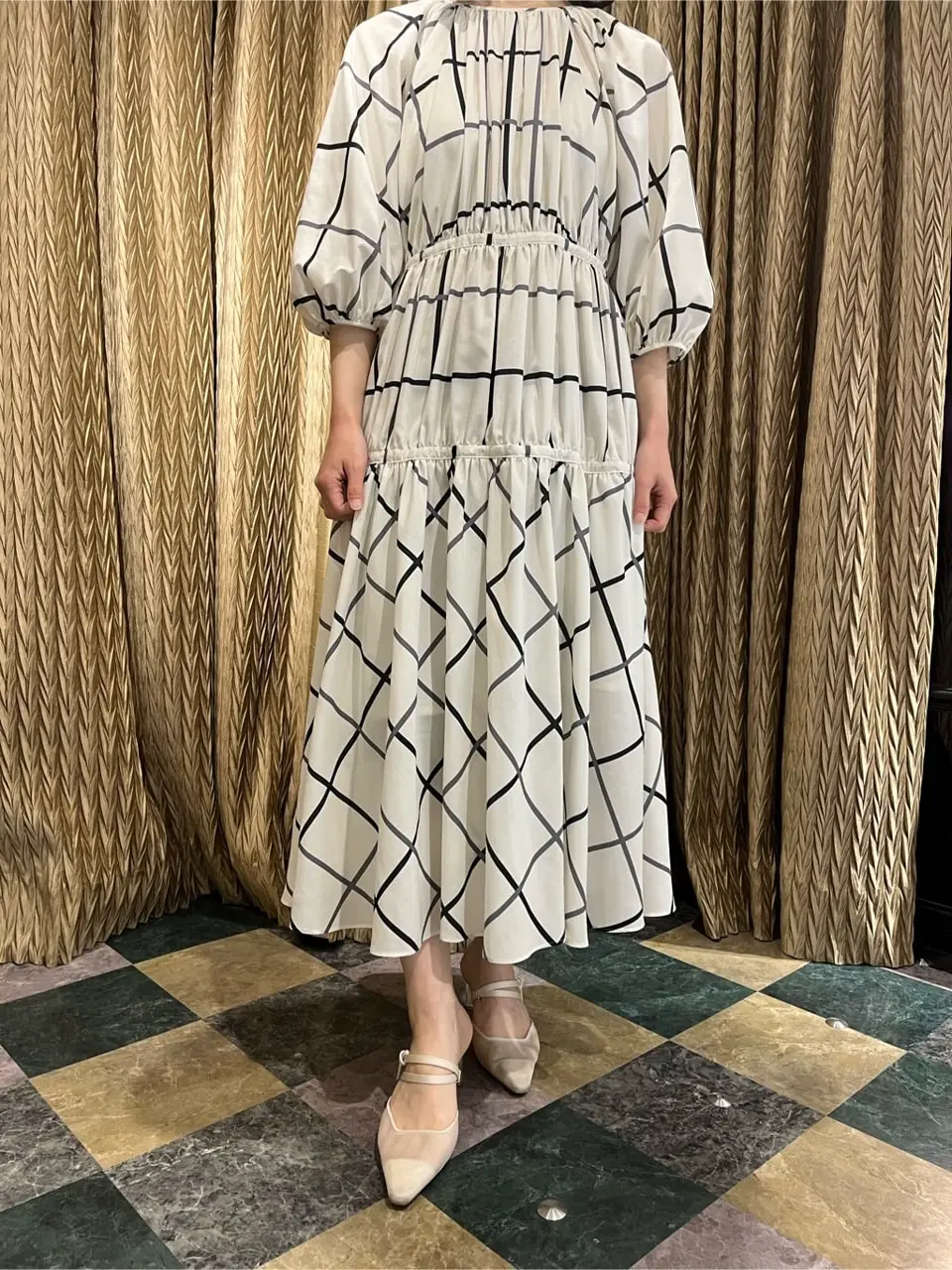 GRACE CONTINENTAL The Banquet yuri コーディネート画像