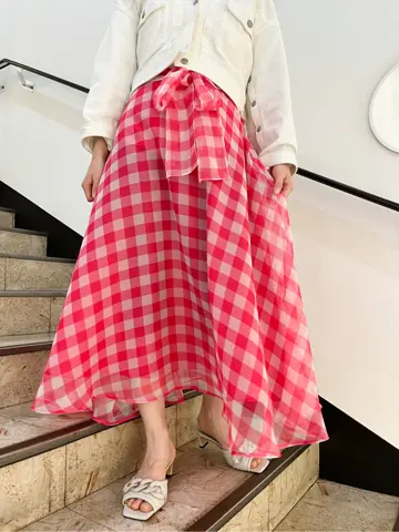 GRACE CONTINENTAL The Banquet yuri コーディネート画像