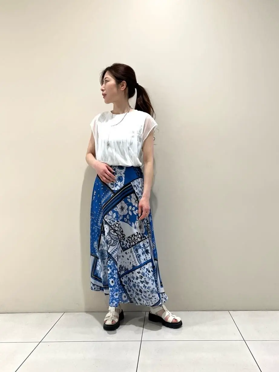 GRACE CONTINENTAL The Banquet 泉　智子 コーディネート画像