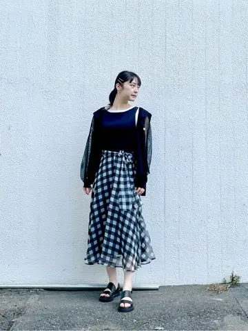 GRACE CONTINENTAL The Banquet SHOKO コーディネート画像