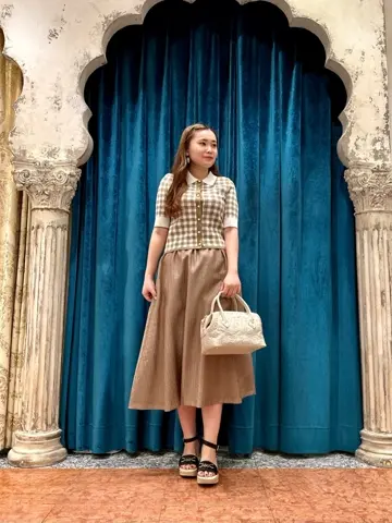 GRACE CONTINENTAL The Banquet 中根　里帆 コーディネート画像