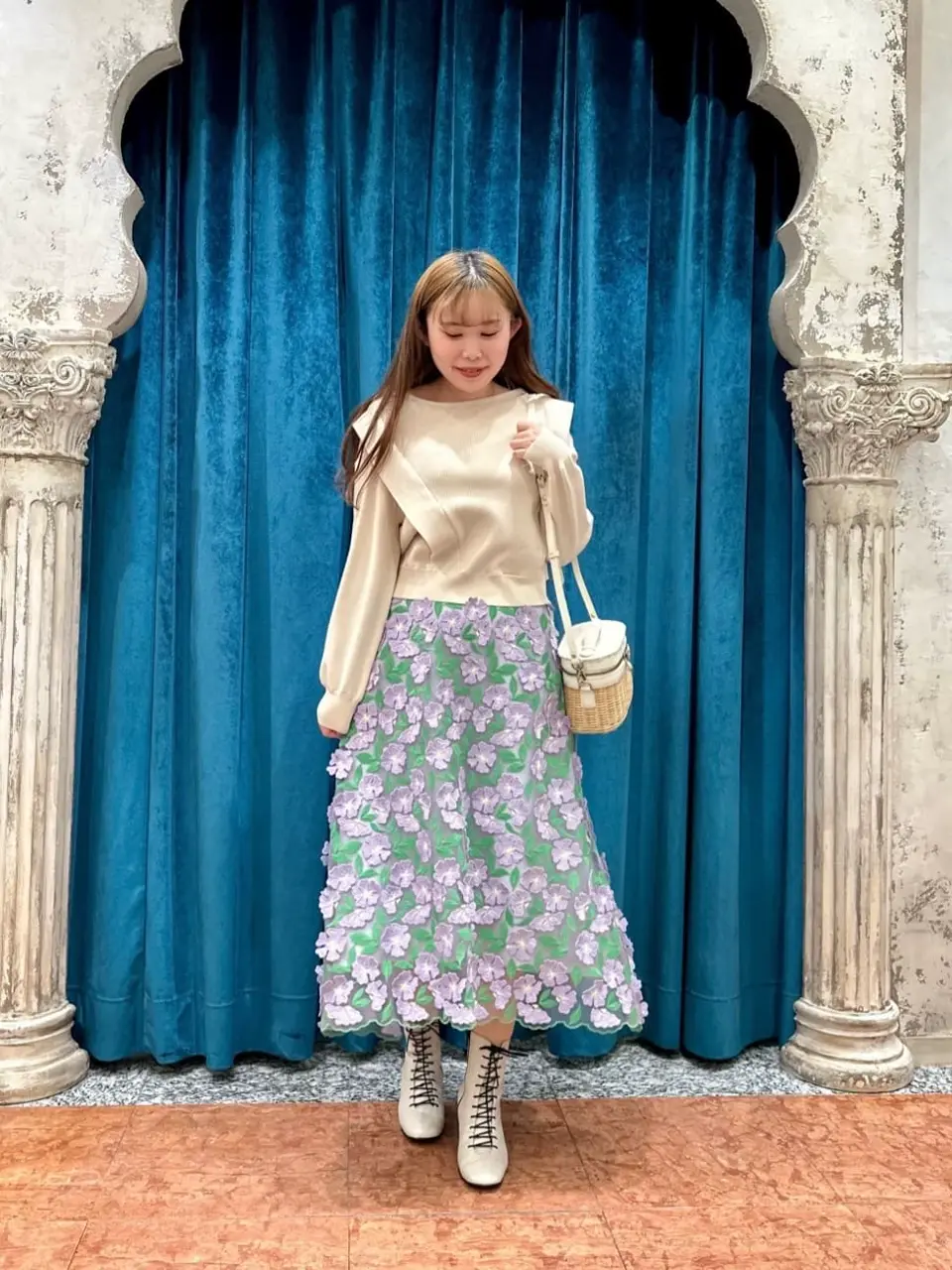  中根　里帆 コーディネート画像