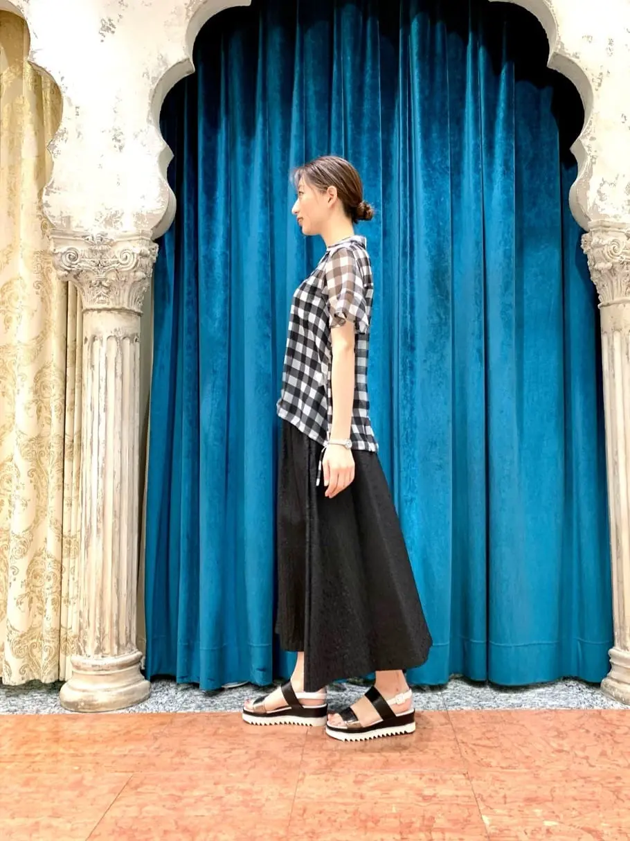 GRACE CONTINENTAL The Banquet eri コーディネート画像