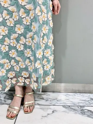 GRACE CONTINENTAL The Banquet eri コーディネート画像