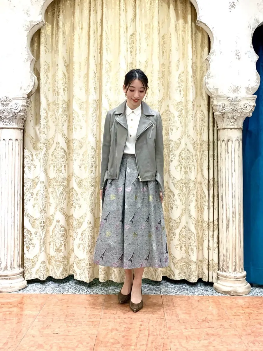 GRACE CONTINENTAL The Banquet eri コーディネート画像