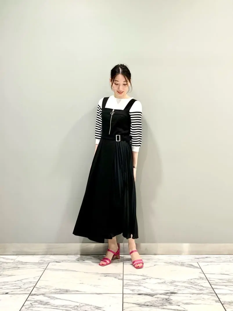 GRACE CONTINENTAL The Banquet eri コーディネート画像