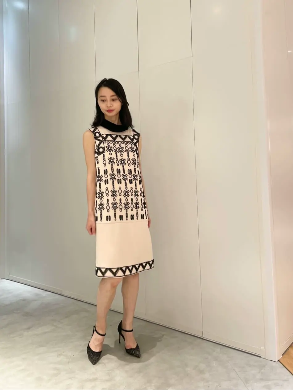 GRACE CONTINENTAL The Banquet yuri コーディネート画像