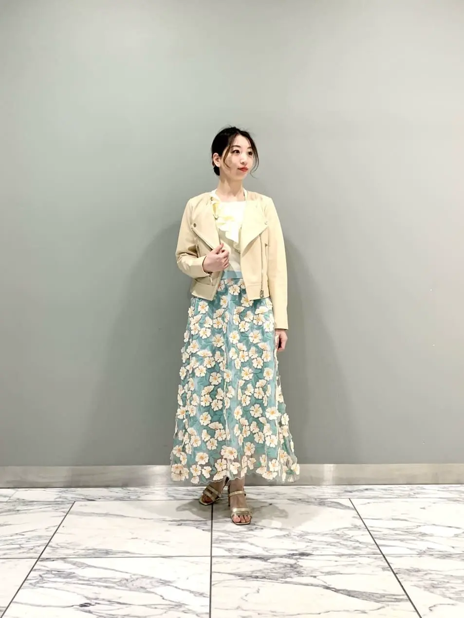 GRACE CONTINENTAL The Banquet eri コーディネート画像