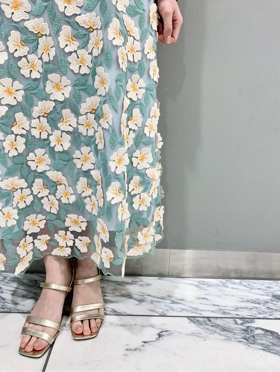 GRACE CONTINENTAL The Banquet eri コーディネート画像