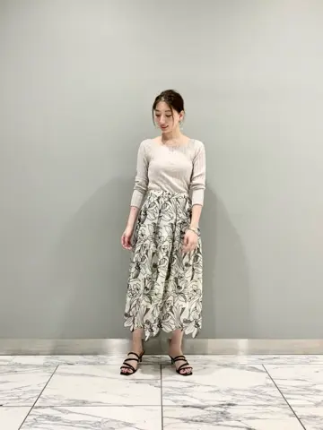 GRACE CONTINENTAL The Banquet eri コーディネート画像