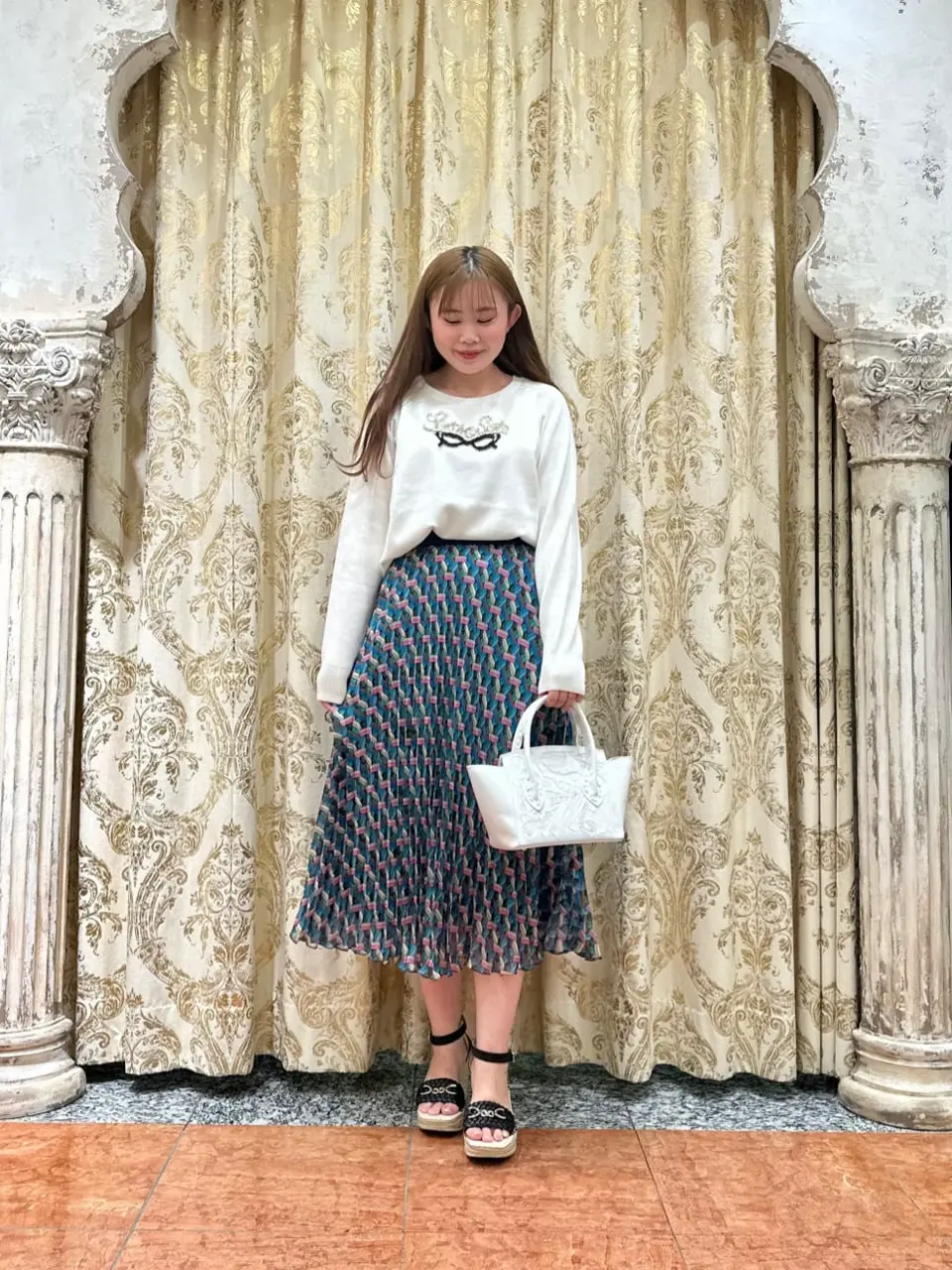  中根　里帆 コーディネート画像