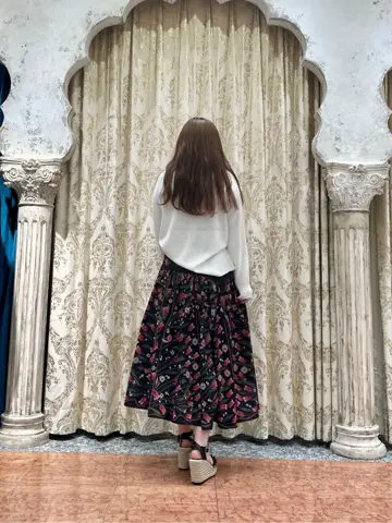 GRACE CONTINENTAL The Banquet 中根　里帆 コーディネート画像