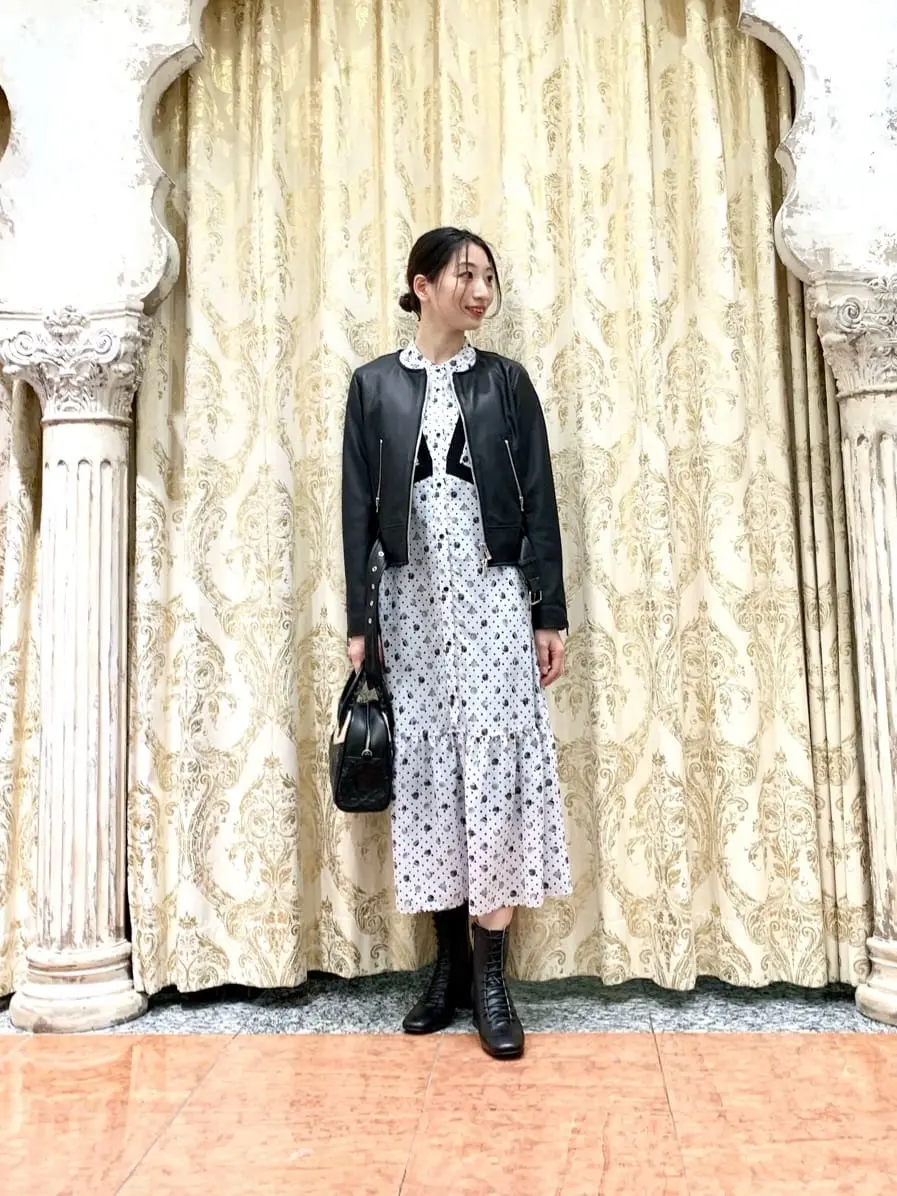 GRACE CONTINENTAL The Banquet eri コーディネート画像