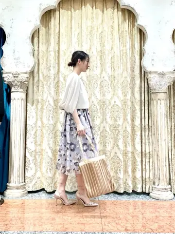 GRACE CONTINENTAL The Banquet eri コーディネート画像