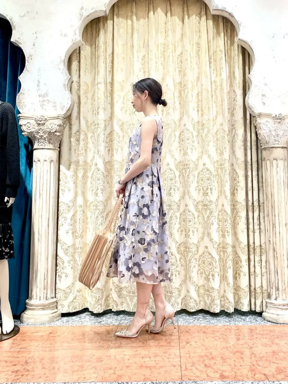 GRACE CONTINENTAL The Banquet eri コーディネート画像