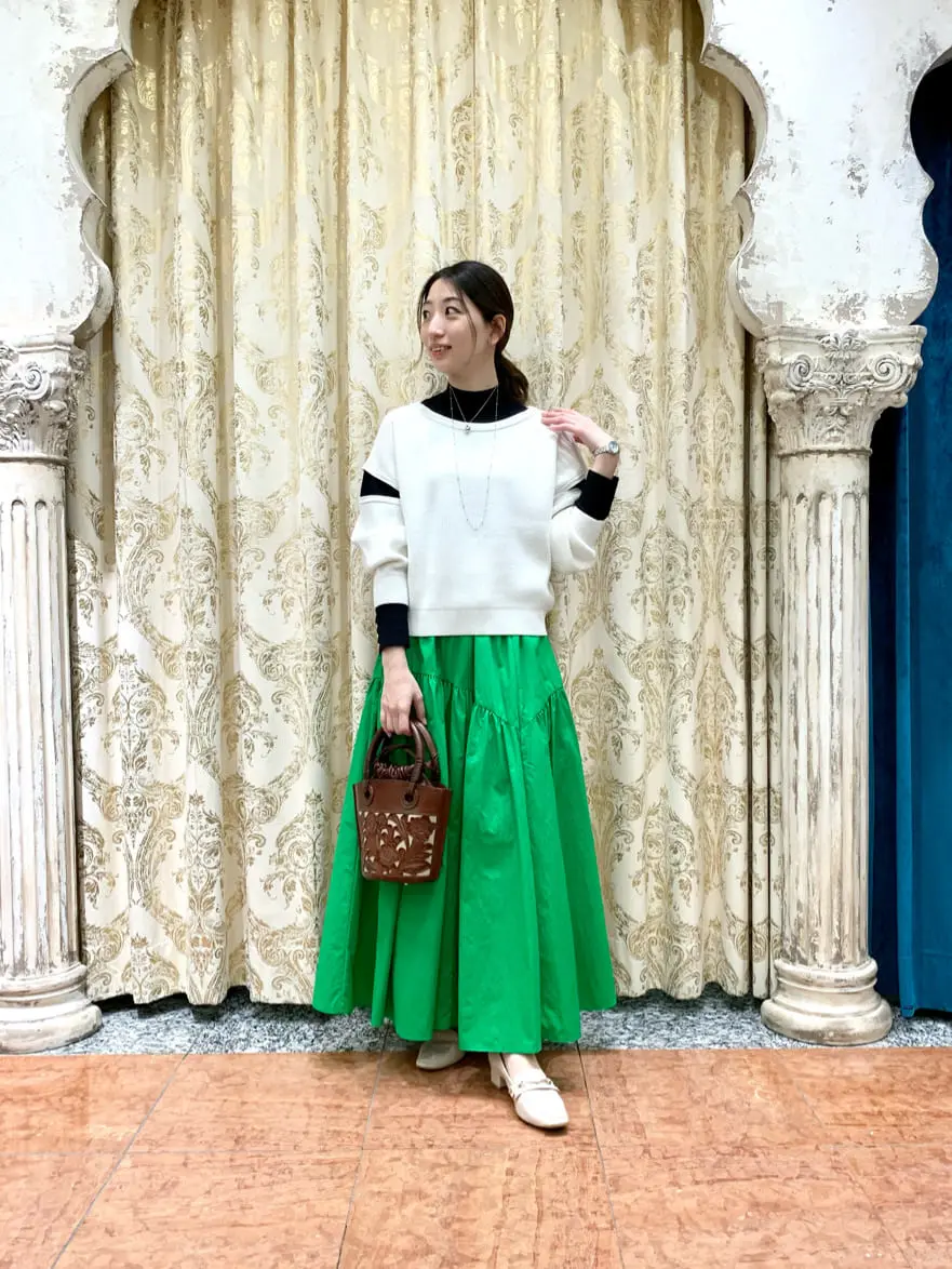 GRACE CONTINENTAL The Banquet eri コーディネート画像