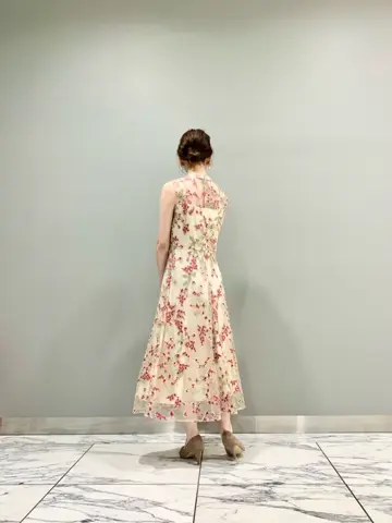 GRACE CONTINENTAL The Banquet eri コーディネート画像