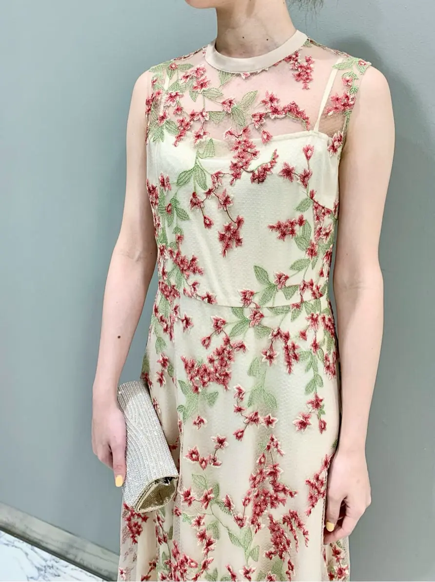 GRACE CONTINENTAL The Banquet eri コーディネート画像