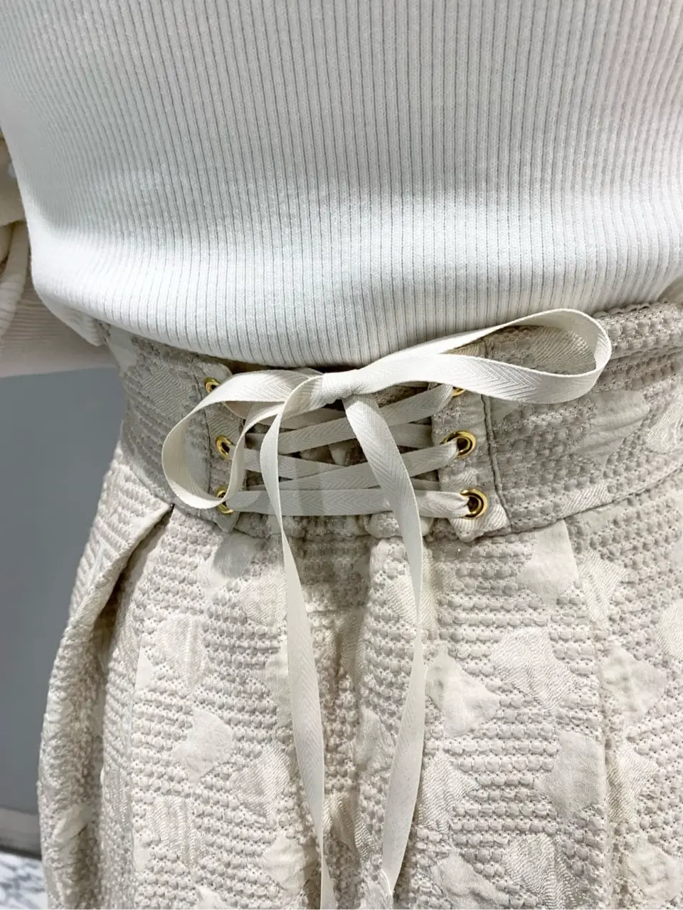 GRACE CONTINENTAL The Banquet eri コーディネート画像