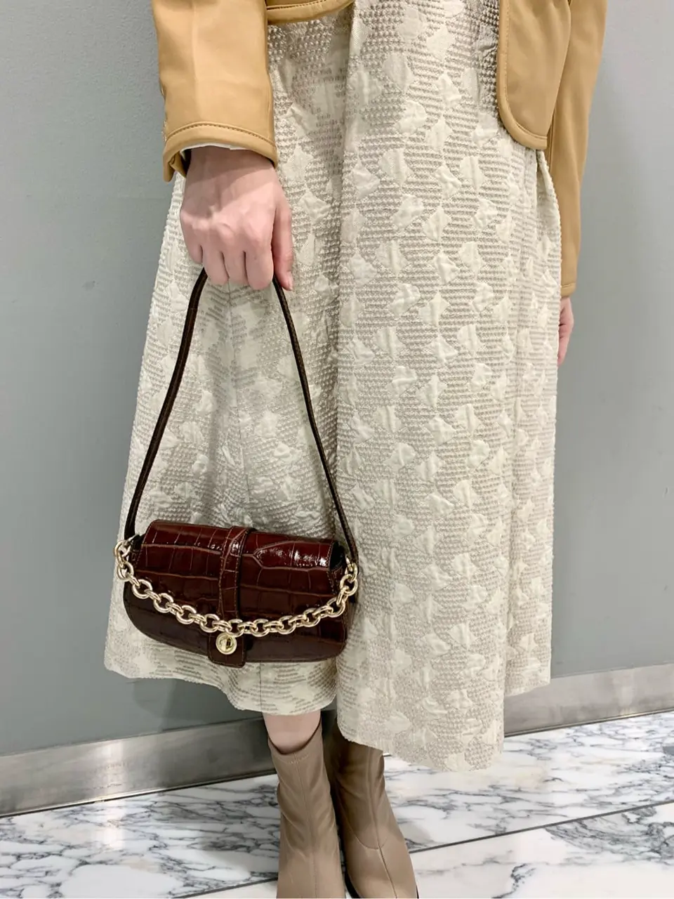 GRACE CONTINENTAL The Banquet eri コーディネート画像